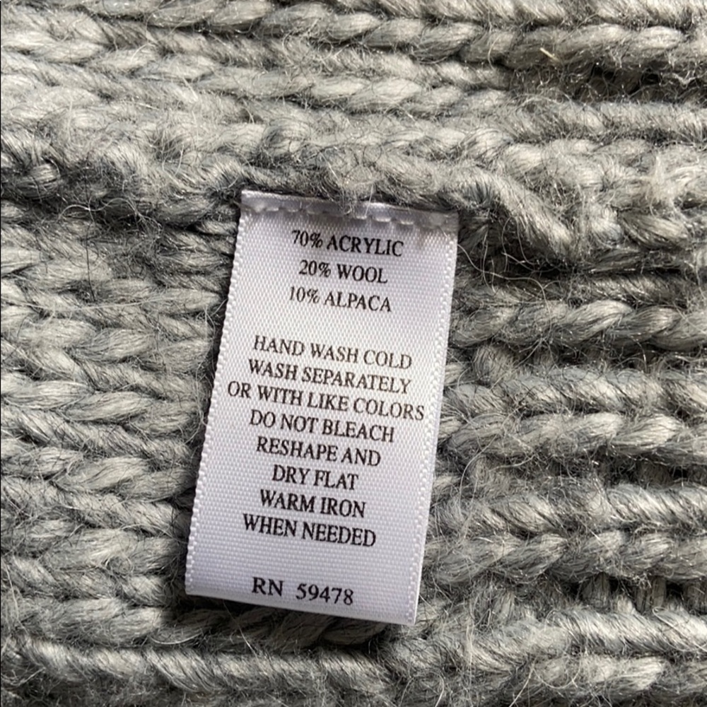 Sweater - Picture 4 of 5